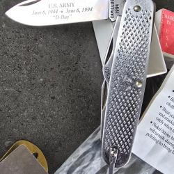 Couteau US Camillius comm&eacute;moratif 50 th anniversary D Day kit complet neuf