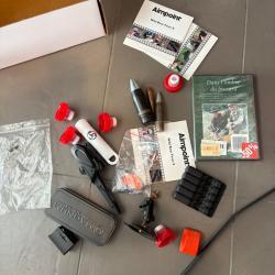 Pi&egrave;ces d&eacute;tach&eacute;es pour bricoleur super lot trouve tous aux encheres bo&icirc;te armurerie