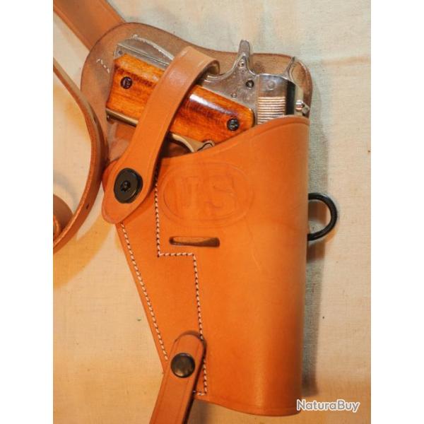 Holster US ARMY Colt 45 r�glementaire poitrine cuir WWII ref EBR24CLT006
