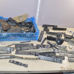 Lot Logo insigne voiture ancienne Peugeot Renault Citr&ouml;en Hayon Monogramme