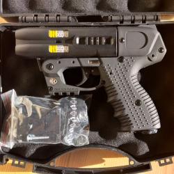 PIEXON  JPX4 , avec laser et holster