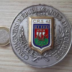 plaque collection obsol&egrave;te CRS 42 Nantes