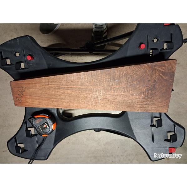 �bauche crosse en noyer Fran�ais