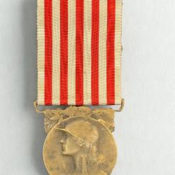 (93.005) M&eacute;daille comm&eacute;morative fran&ccedil;aise de la Grande Guerre
