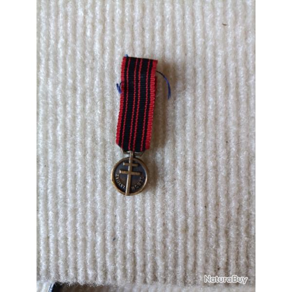Miniature m�daille de r�sistance