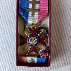 M&eacute;daille de l entente franco britannique 1940-44 ww2