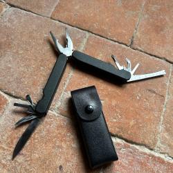 Couteau-pince multifonctions - type Leatherman