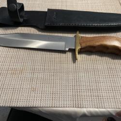 Magnifique poignard de chasse de luxe