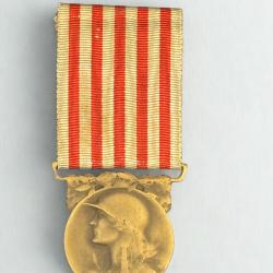 (93.007) M&eacute;daille comm&eacute;morative fran&ccedil;aise de la Grande Guerre