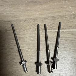 LOT DE QUATRE PERCUTEURS BERETTA SEMI AUTO A 300 ETC