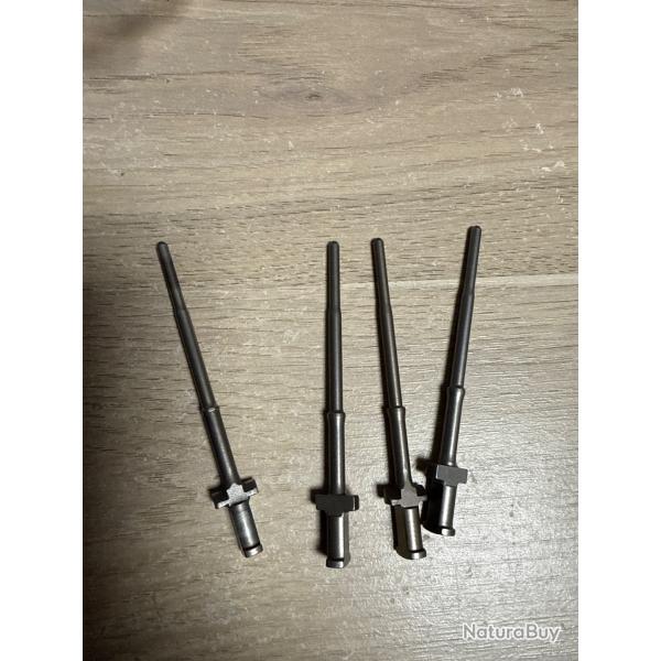 LOT DE QUATRE PERCUTEURS BERETTA SEMI AUTO A 300 ETC