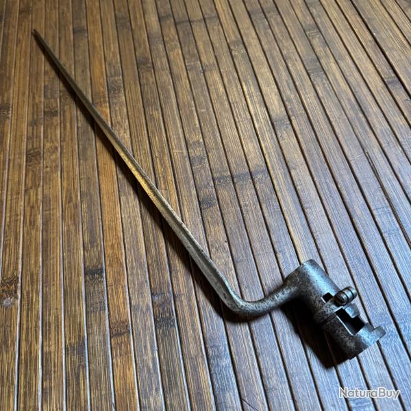 BA�ONNETTE AN lX  - 1777 A DOUILLE R�GLEMENTAIRE FRANCE POIN�ON ET MATRICULE