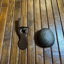 LOT PI&Egrave;CES ARME A FEUX CHIEN SILEX CALOTTE PLOMB