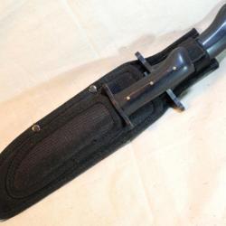 COUTEAUX - &Eacute;tui avec deux couteaux &agrave; lames noires - ref EBR24DOU001