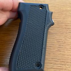 (N�X1) Crosse noire droitier pour pistolet Unique 22lr mod&egrave;le D et E.