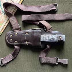 Couteau poignard cr&egrave;ve dinghy de l'Arm&eacute;e de l'Air mod&egrave;le 1953