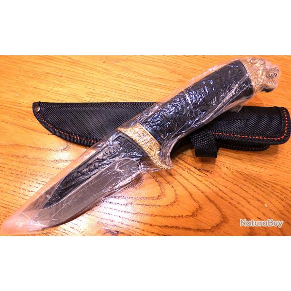MAGNIFIQUE COUTEAU RUSSE - POUR LA CHASSE OU COLLECTION - BELLE LAME NOIRE AVEC DECORS DE LOUPS