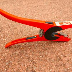 Lot ALLFLEX Pince pour boucles d'oreille Bovins et s&eacute;ries de pendentifs ALLFLEX jaunes num&eacute;rot&eacute;s