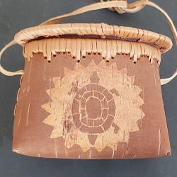 PANIER ALGONQUIEN en &eacute;corce de Bouleau