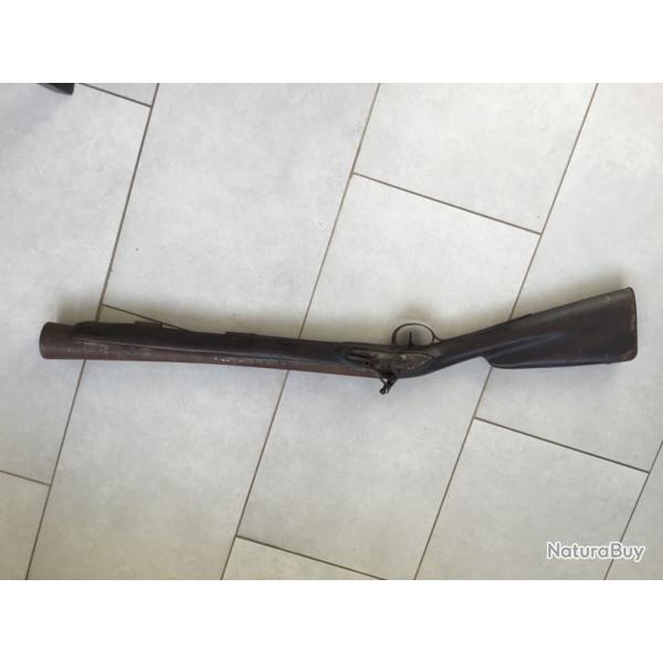 Tromblon ancien en acier