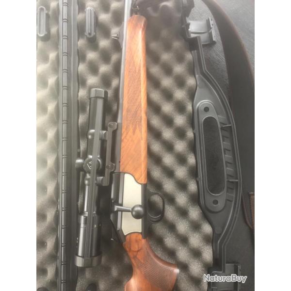 Carabine � culasse lin�aire Blaser R93 standard - cal 7x64 - lunette ZEISS 1,1-4x24 montage Blaser