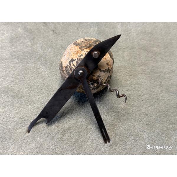 RARE COUTEAU  MULTI FONCTION  DE  SOLDAT  1914 / 1918  WW 1