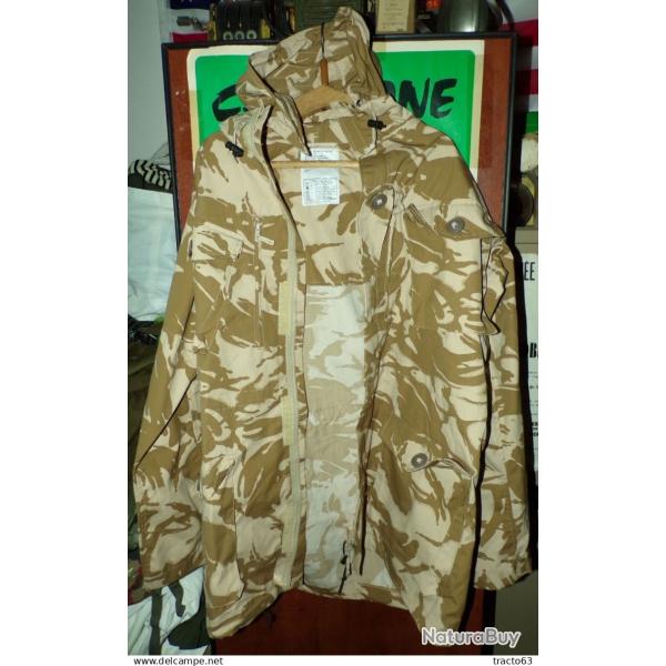 PARKA DE COMBAT  DE L'ARMEE ANGLAISE , TAILLE LARGE SOIT 180/112 OU XL ,COULEUR DESERT CAMOUFLAGE ,
