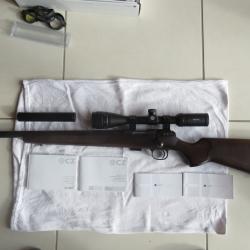 CZ 457 Varmint gaucher, 22LR, &eacute;tat neuf, garantie + lunette HAWKE 4-12 x40 et mod&eacute;rateur de son
