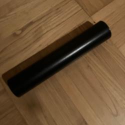 Grand silencieux de 21 cm par 4 cm Pas : 28 UNF