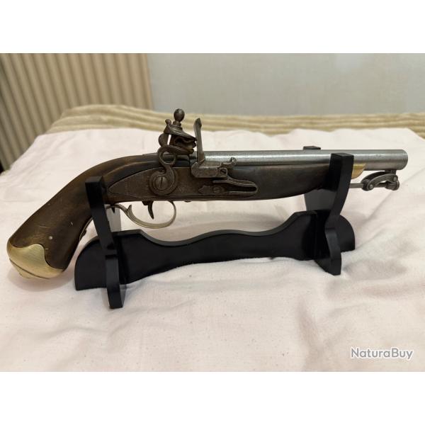 REPRODUCTION D UN PISTOLET A SILEX ,,TOWER GR,,