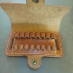 &Eacute;tui &agrave; Balles en cuir naturel &eacute;pais cousus &agrave; la main au point sellier commander a un artisan du cuir