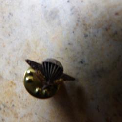 INSIGNE de veston brevet para parachutiste vers 1960 Fran&ccedil;ais