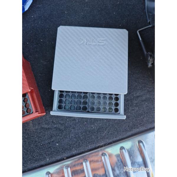 Bo�tes de rangement 100 munitions 22lr Vends les 2 bo�tes 20 euros comme neuf