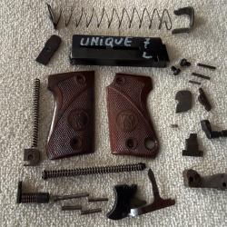 PI&Eacute;CES D&Eacute;TACH&Eacute;ES UNIQUE  L   PISTOLET 7,65