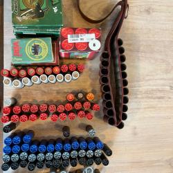 Cartouches Calibre 12 diverses et cartouchi&egrave;re