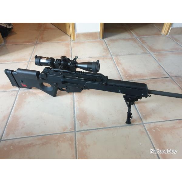 Fusil Hk SL8 calibre 223 canon lourd  avec lunette d'une valeur de 800 euros