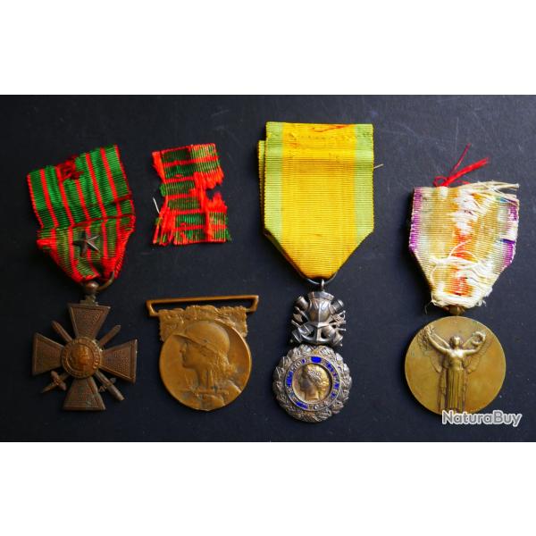 Lot m�dailles d'un poilu 14 18 militaria ww1- croix de guerre, combattant, militaire, interalli�s