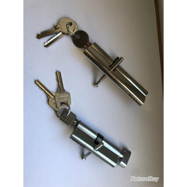 Lot divers barillets de serrures de porte.