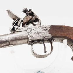 PISTOLET A SILEX DE GOUSSET DIT DE VOYAGE A BALLE FORCEE CALIBRE 10.8MM Categorie D