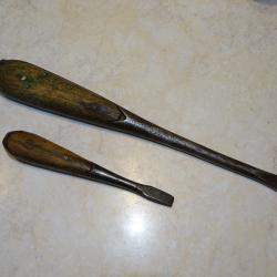 Tournevis militaires