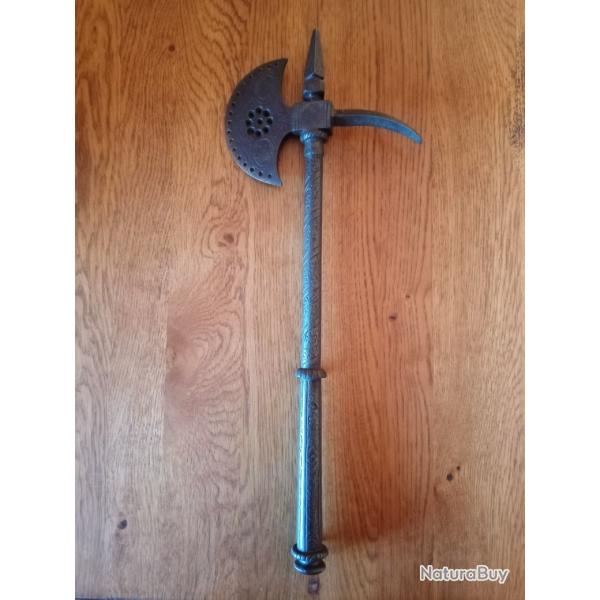HACHE D'ARME MEDIEVALE