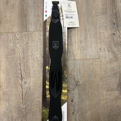 Bretelle RISERVA pour carabine en cuir carbon effet - R2133