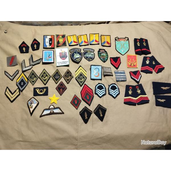 Lot insignes tissus militaria France , usa