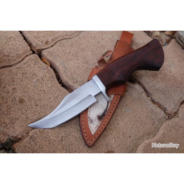 Poignard Couteau de Chasse Lame Acier Carbone 1055 Manche Bois/Acier Bel Etui Cuir Fabric Artisanat