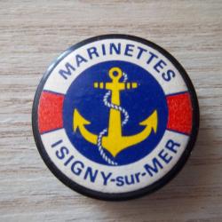 badge &eacute;poque 1966 Marinettes Isigny Sainte-M&egrave;re insigne