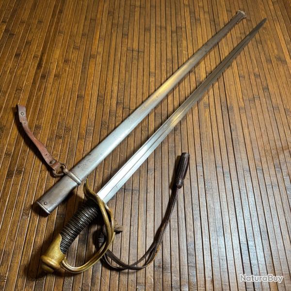 BEAU SABRE 1882 DE TROUPE DE CAVALERIE L�G�RE DE CHATELLERAULT MONOMATRICULE AVEC SA DRAGONNE