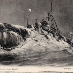 CPA - MARINE de GUERRE - Sous-Marin  par Gros Temps -N&deg;6048