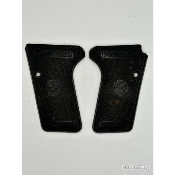 PAIRE DE PLAQUETTES DE PISTOLET LE FRANCAIS MANUFRANCE CALIBRE 7,65BROWNING-