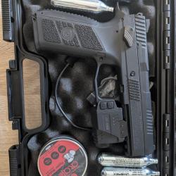 Pistolet 4,5mm CO2 mod&egrave;le CZ P09
