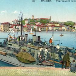 CPA - CANNE- Torpilleur dans le Port -N&deg;6055
